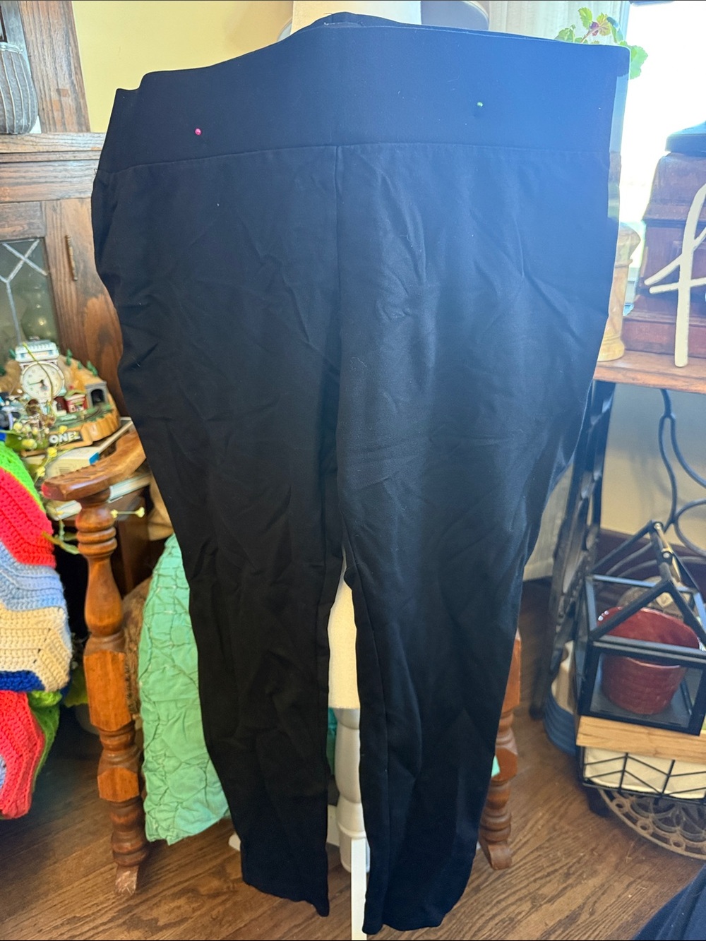 Tahari Black Ponte Skinny Pull-On Pants